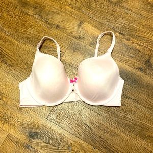 Victoria’s Secret Body by Victoria Lined Perfect Coverage Baby Pink Bra 36D